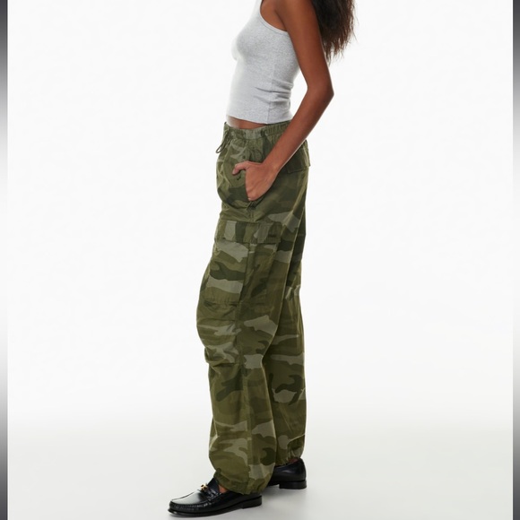 TNA Squad Pocket Parachute Pant - Picture 3 of 9